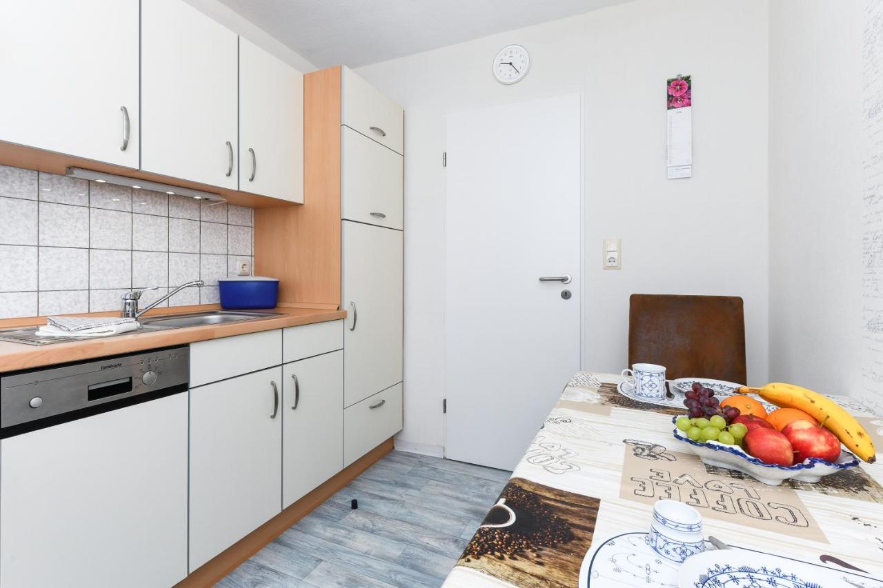 Ferienwohnung Im Haus Weinstock Эзенс Экстерьер фото