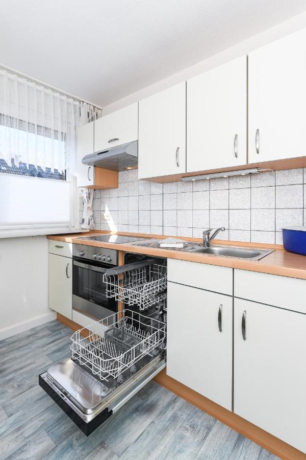 Ferienwohnung Im Haus Weinstock Эзенс Экстерьер фото